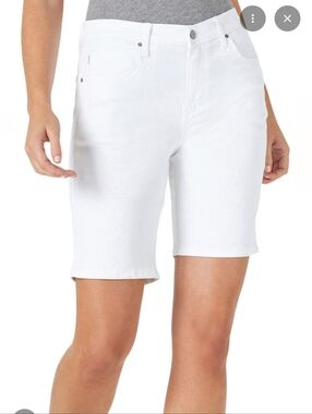 Lee's White Women's Bermuda Shorts - Classic Mid-Rise Comfort Waist Size 14 M